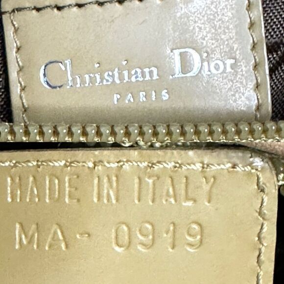 💯Authentic LADY DIOR PATENT LEATHER HANDBAG🍀 - Picture 13 of 17